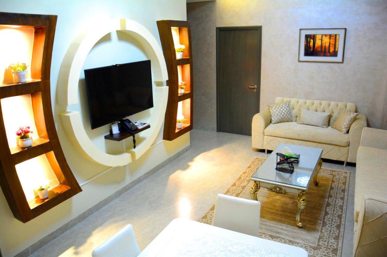 ذا فيفتى ايت السالمية Aparthotel Kuwait City Eksteriør bilde