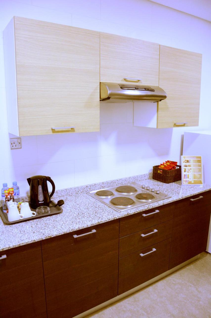 ذا فيفتى ايت السالمية Aparthotel Kuwait City Eksteriør bilde
