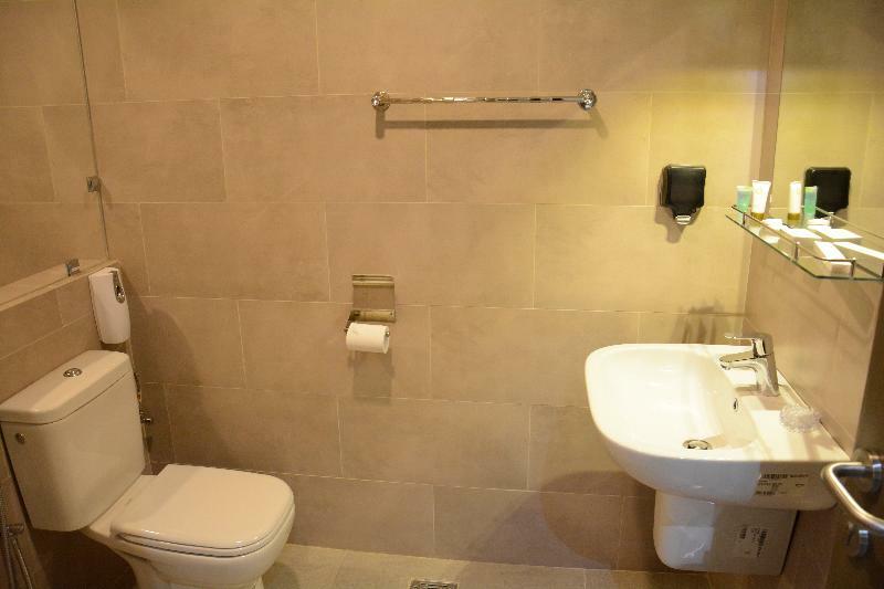 ذا فيفتى ايت السالمية Aparthotel Kuwait City Eksteriør bilde